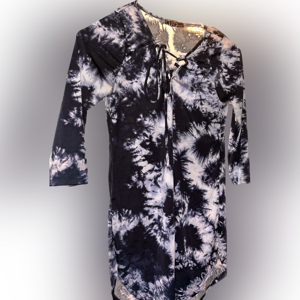 Cleo Apparel Retro